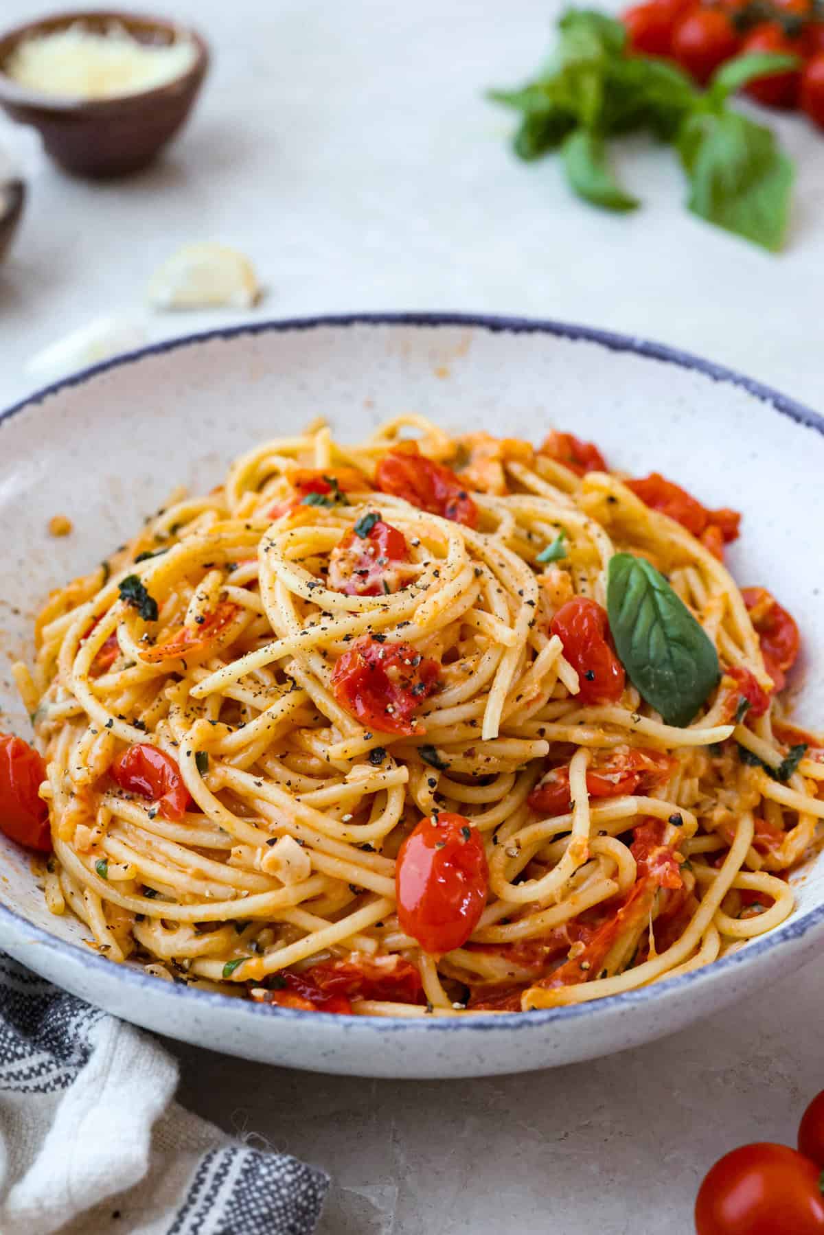 Straightforward Spaghetti Margherita