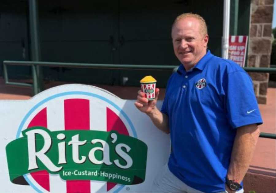 Rita's Commemorates 35 Years with Long Time Franchisee Mitch Cove
