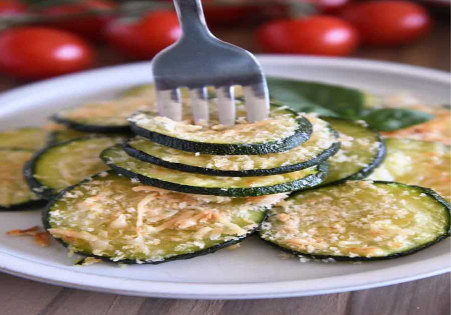 Quick and Easy Baked Parmesan Zucchini Rounds