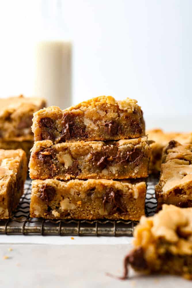 Stack of congo bars on a cooling rack.