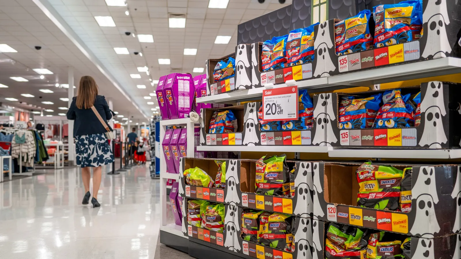 How rising chocolate prices are altering Halloween candy options