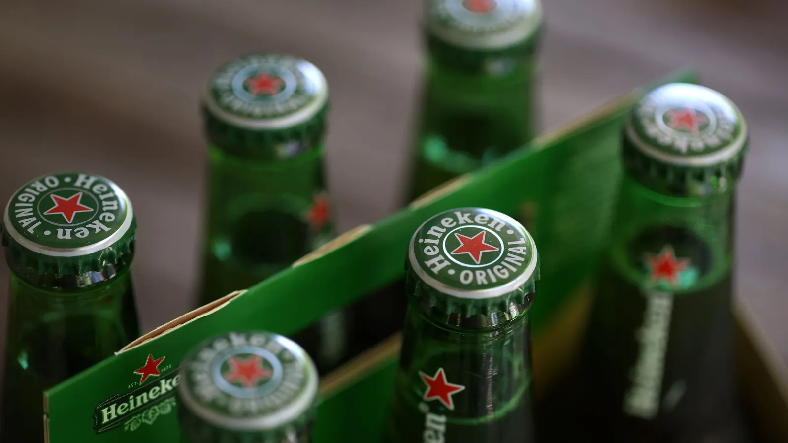 Heineken cuts 400 jobs as brewer reorganizes worldwide headquarters