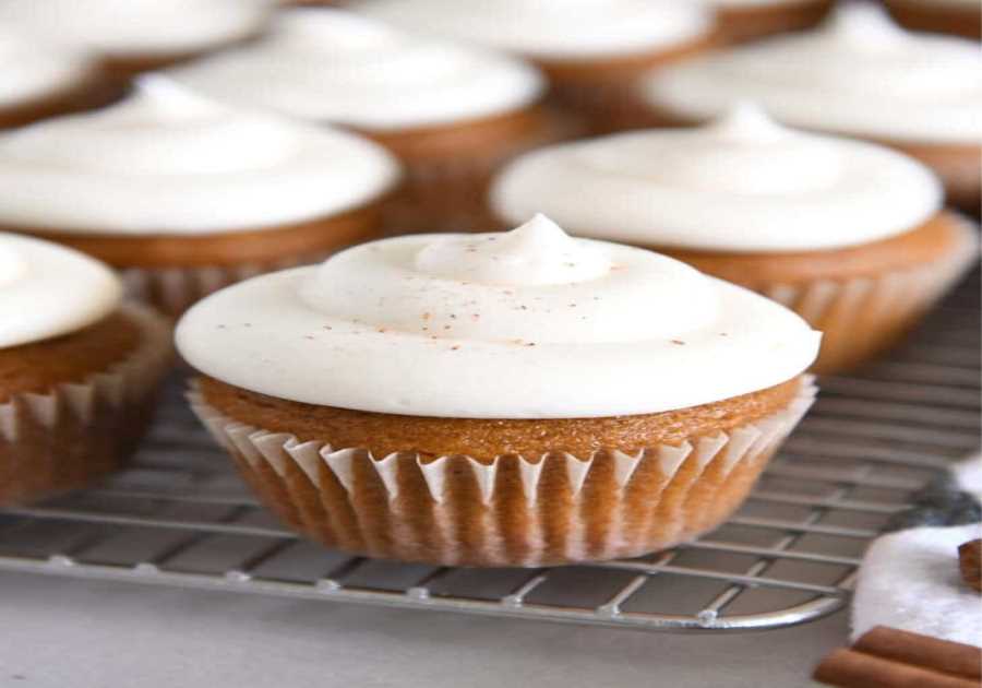 Perfect Pumpkin Cupcakes with Whipped Cream Cheese Frosting