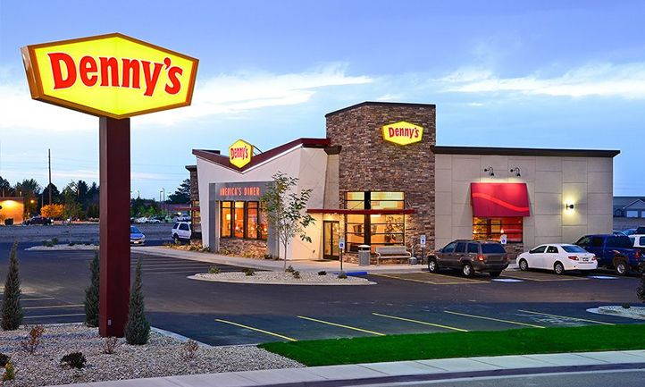 Veterans Day and 19 More Restaurant News Headliners of the Past Week