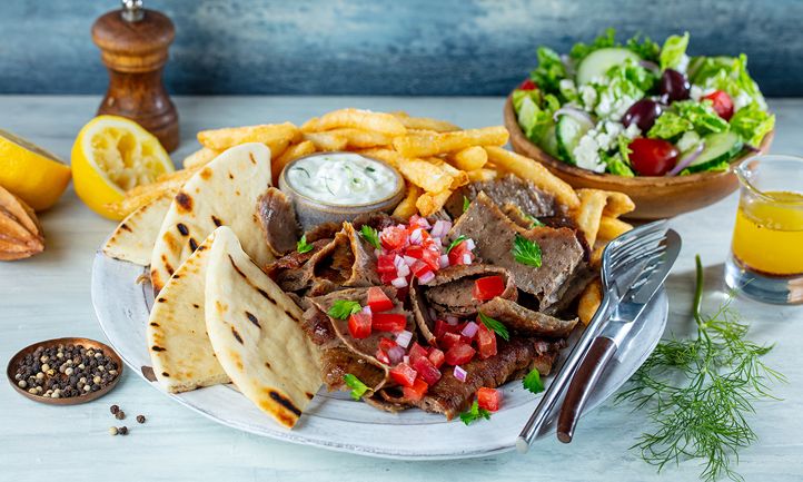 Veterans Day and 19 More Restaurant News Headliners of the Past Week