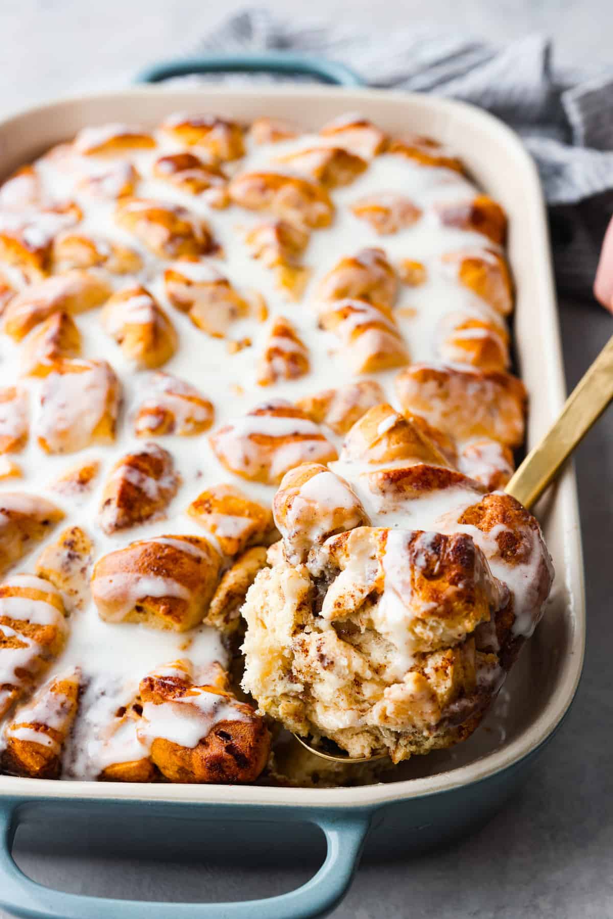 Cinnamon Roll Icing