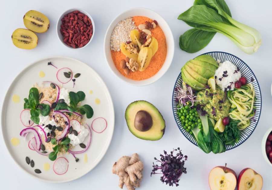 Green Powders and Superfoods in Modern Health Routines