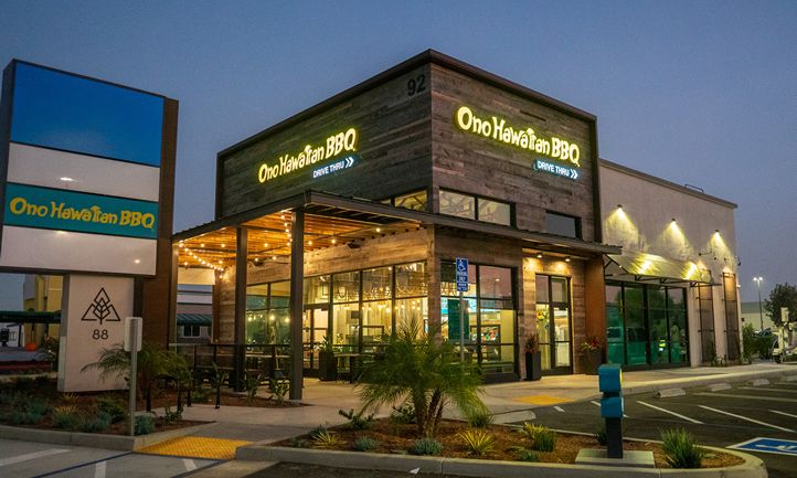 Taco Bell and 19 More Restaurant News Headliners of the Past Week