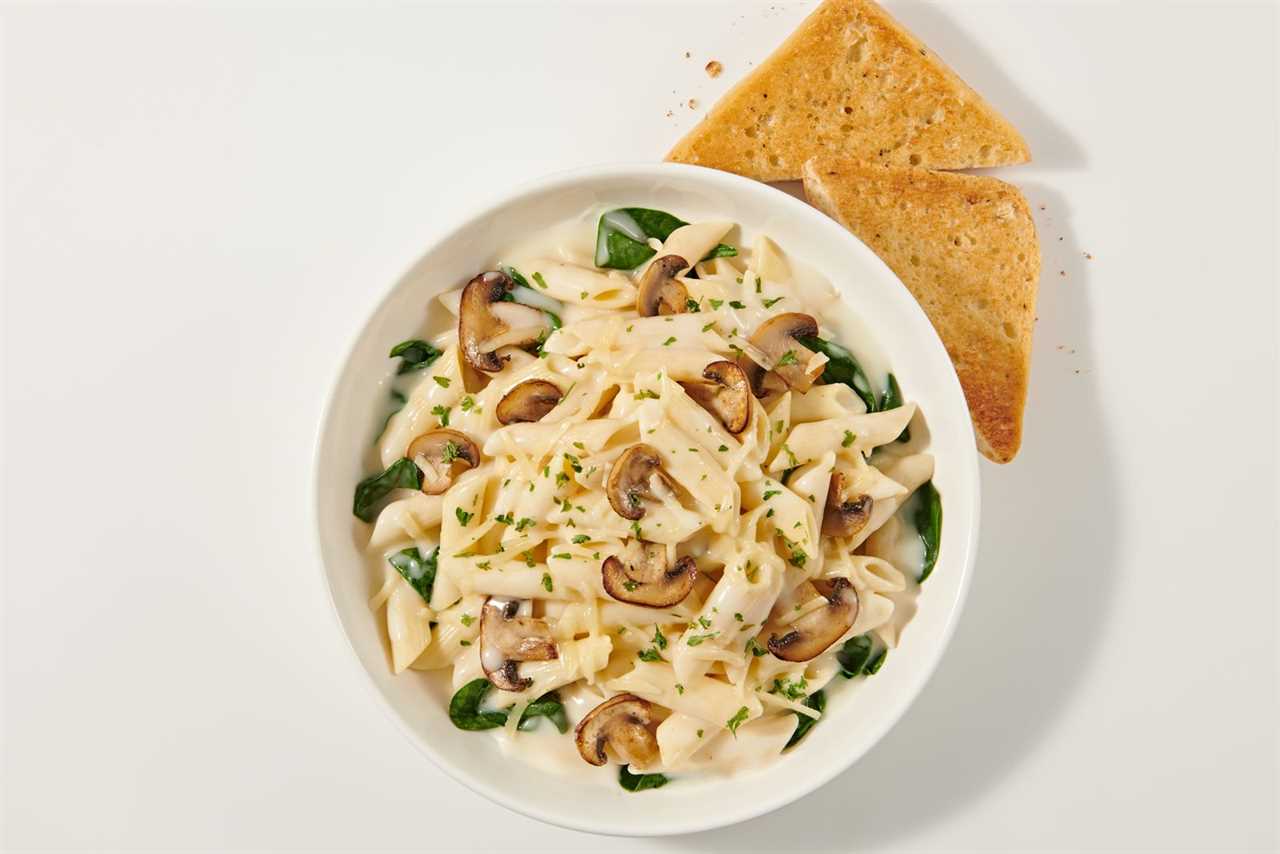 Jason's Deli Cheesy Truffle Pasta with Chicken Jason's Deli Marks 50 Years With New Menu Items and 1 Million Deli-Bration Cookie Giveaway