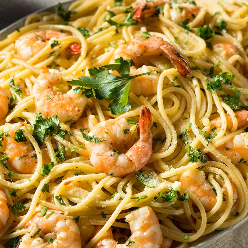 Garlic butter shrimp scampi - romantic seafood pasta for date night dinners