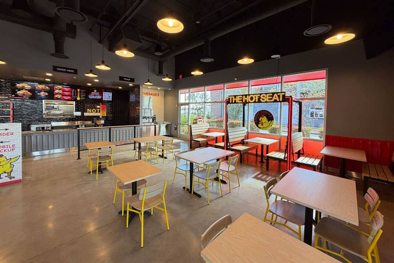 Angry Chickz Wraps 2025 With New Markets, Store Openings and National Industry Recognition