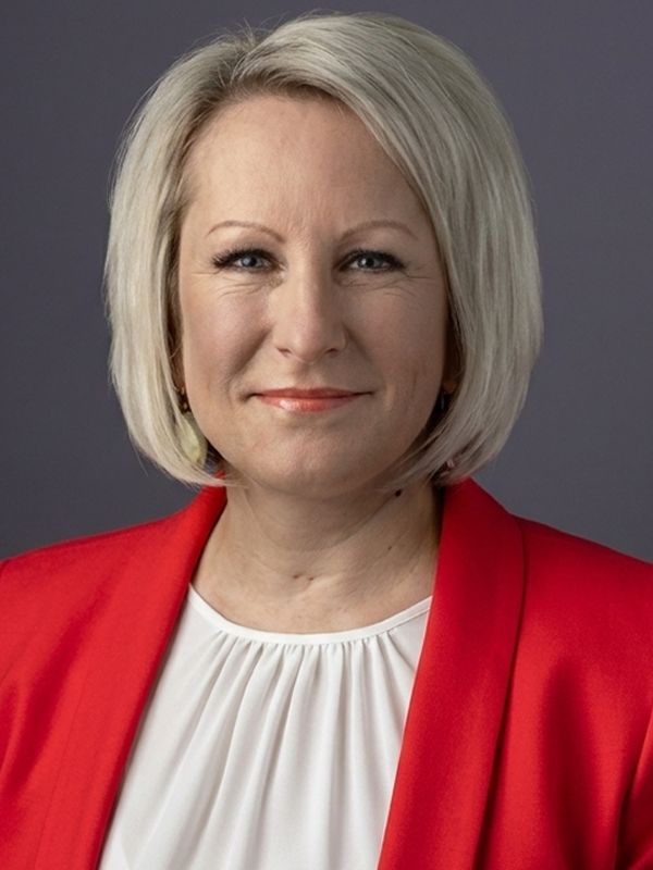 Kristen Briede Red Lobster Appoints Brad Hill as CFO and EVP, Transformation and Kristen Briede as Chief Global Development Officer