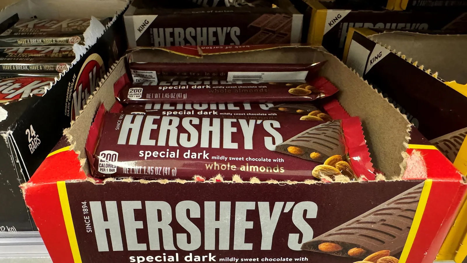 Hershey incorporates salty, desserts units to accelerate development