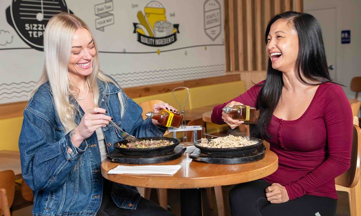 Restaurant Franchise News from Handel's Ice Cream, Urban Bird Hot Chicken, Konala, and More!