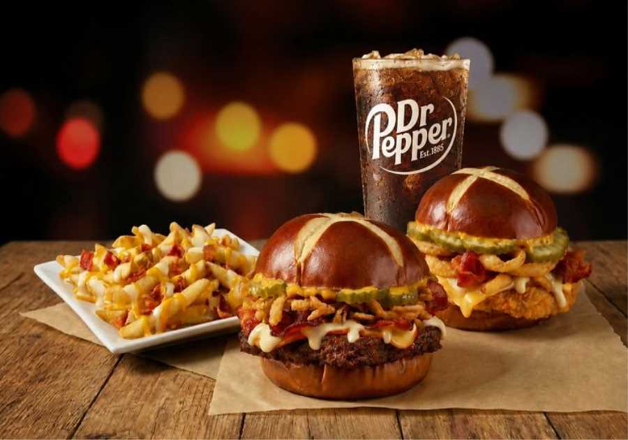 Crisp Days Meet Cozy Bites: Wendy's Brings Pub-Worthy Loss Flavor with New and Returning Seasonal Favorites