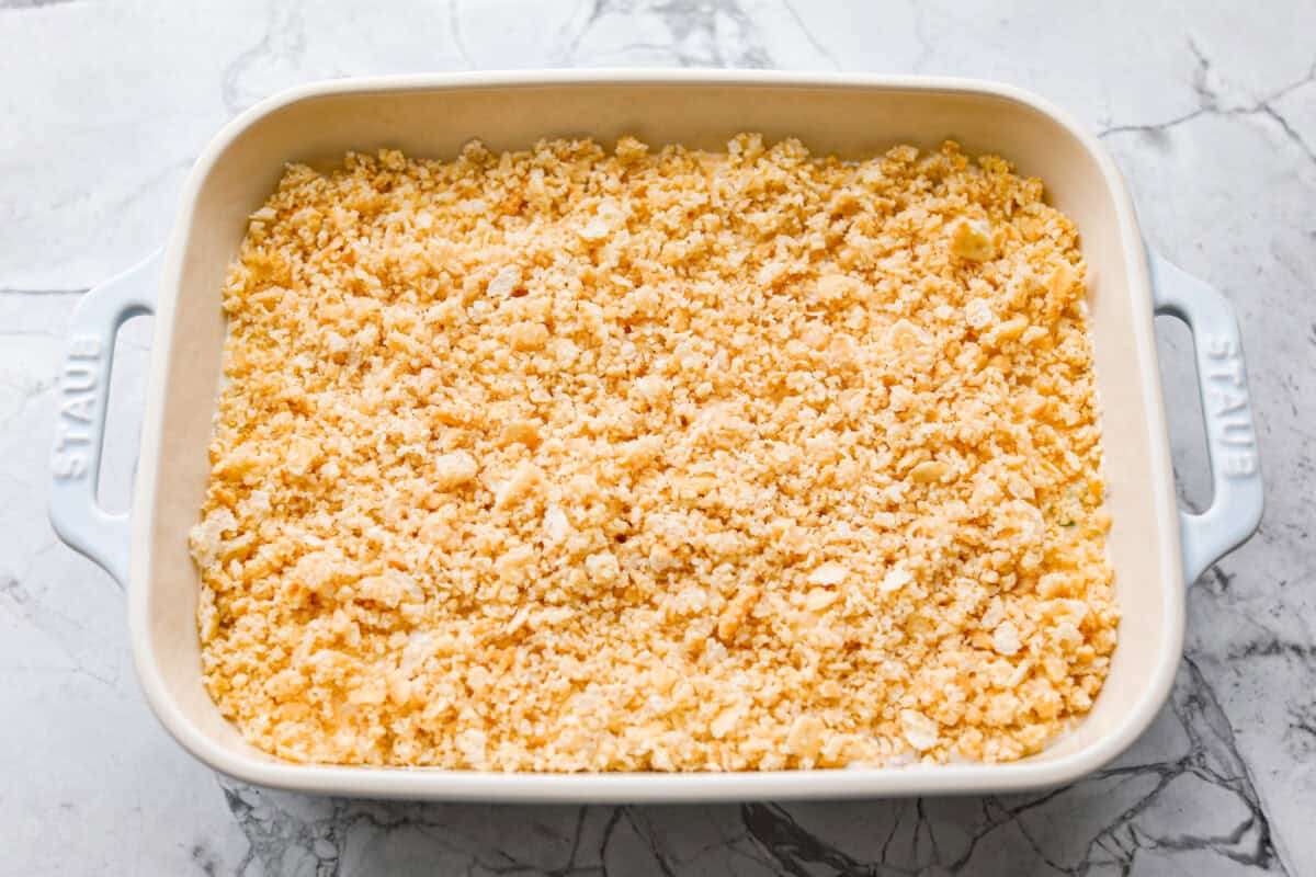 Ritz cracker mixture added to the top of the jalapeño popper dip mixture. 