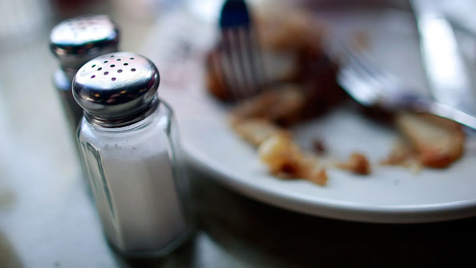 FDA leads the way for salt decrease in lots of food classifications