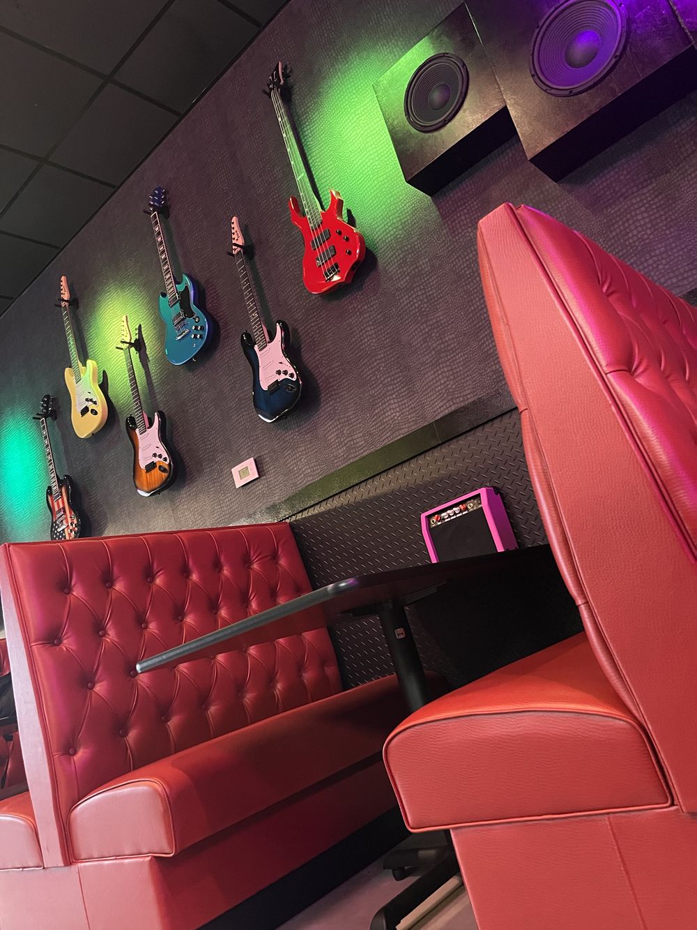 Rock N Roll Sushi Turns Up the Volume for Lake Charles Opening