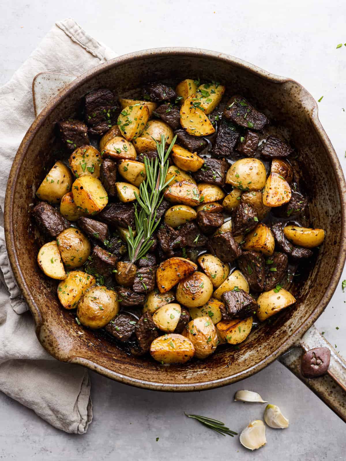 Slow Cooker Steak and Potatoes